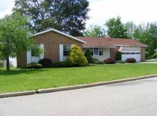 329 Carroll Rd, Athens, OH 45701