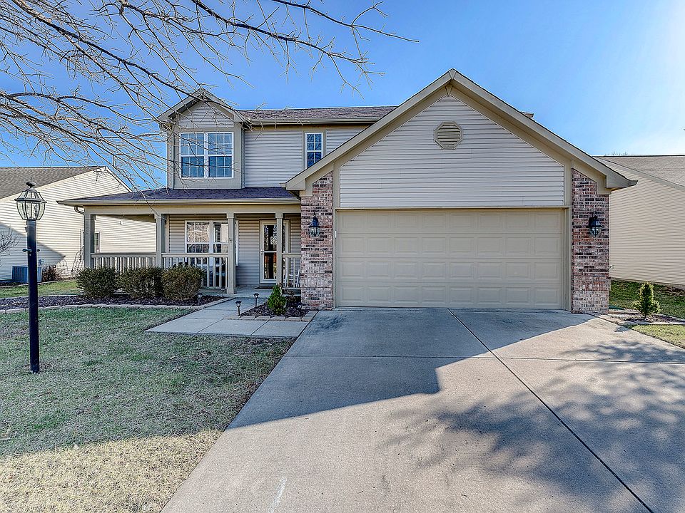 1st image of 8871 Woodlark Dr