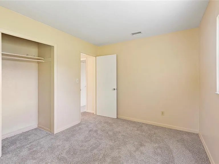 12215 Leanne Dr — Photo 12