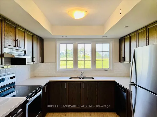 2695 Deputy Minister Path, Oshawa, ON L1L 0M7