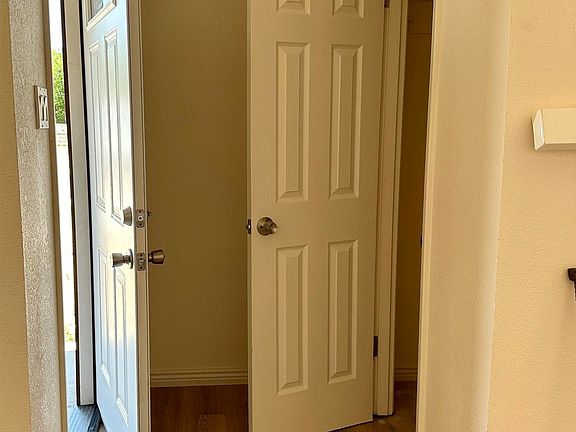 3rd image of 702 S Adams Dr