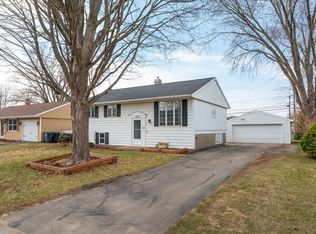 2826 29th Ct S, La Crosse, WI 54601