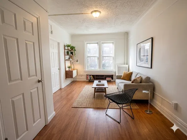 745 Taylor Avenue image 1 of 4