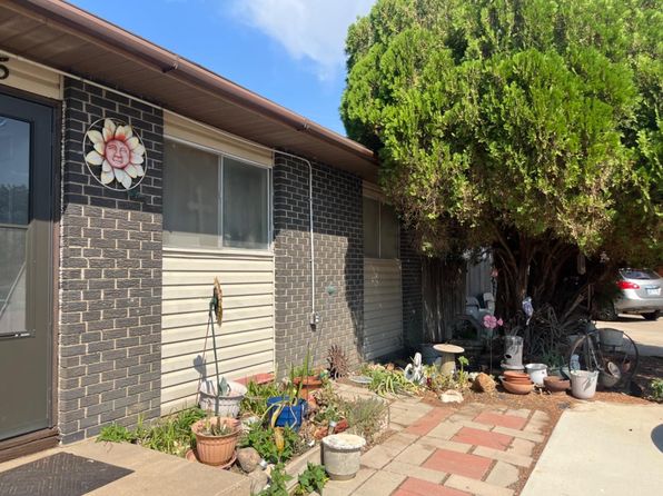 425 Driftwood Ln, Liberal, KS 67901