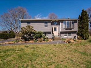 1 Highview Dr, Bristol, RI 02809