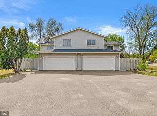 7688 Dunmore Rd, Woodbury, MN 55125