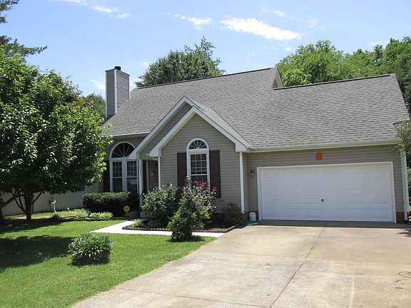 3rd image of 2288 Ermine Dr