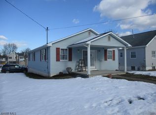 315 Hickory St, Hollidaysburg, PA 16648