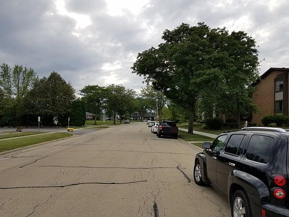 5th image of 320 Sheridan Dr