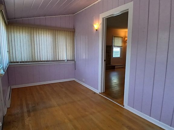 3rd image of 10 Adair Drive