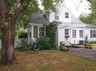 3722 SE Glenwood St, Portland, OR 97202