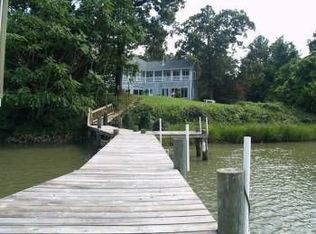 652 Piney Point Rd, Virginia Beach, VA 23452