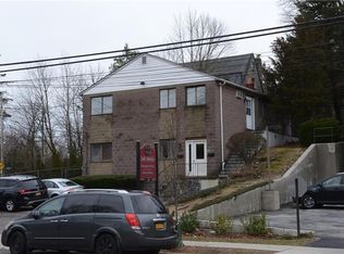 108 Brook St, Scarsdale, NY 10583