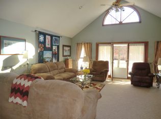 3500 Minkers Run Rd, Nelsonville, OH 45764