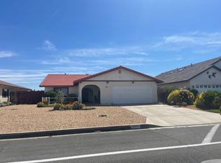 13225 Riverview Dr, Victorville, CA 92395