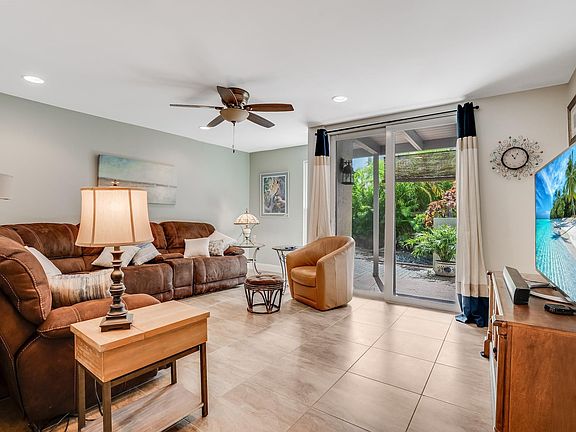 4th image of 658 Kensington Place #11B