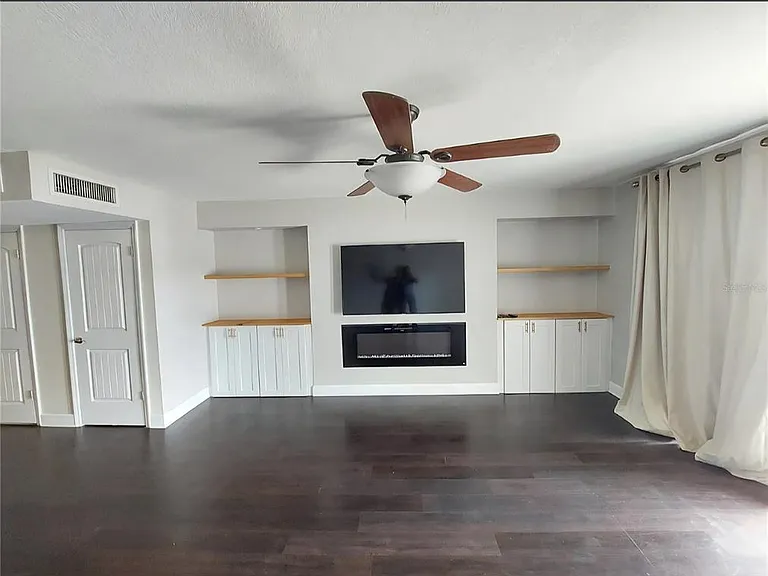 3739 Pompano Dr SE — Photo 7