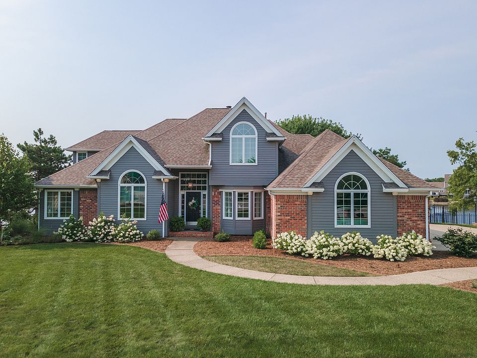 11 Stoney Ct, Bloomington, IL 61704 Zillow