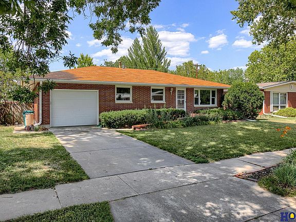 2nd image of 7330 S Wedgewood Dr
