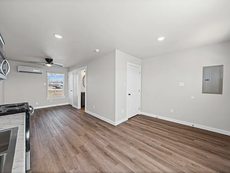 113B Thomas St — Photo 7