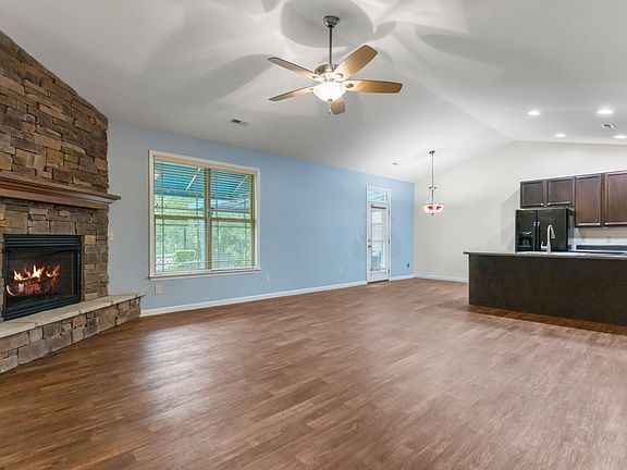4th image of 268 Finley Hill Ct