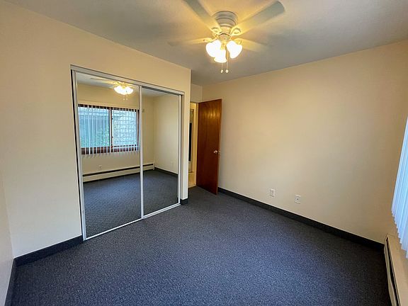 5th image of 1415 5th St SE #8