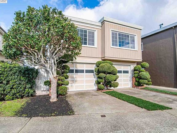 2nd image of 1530 Eucalyptus Dr