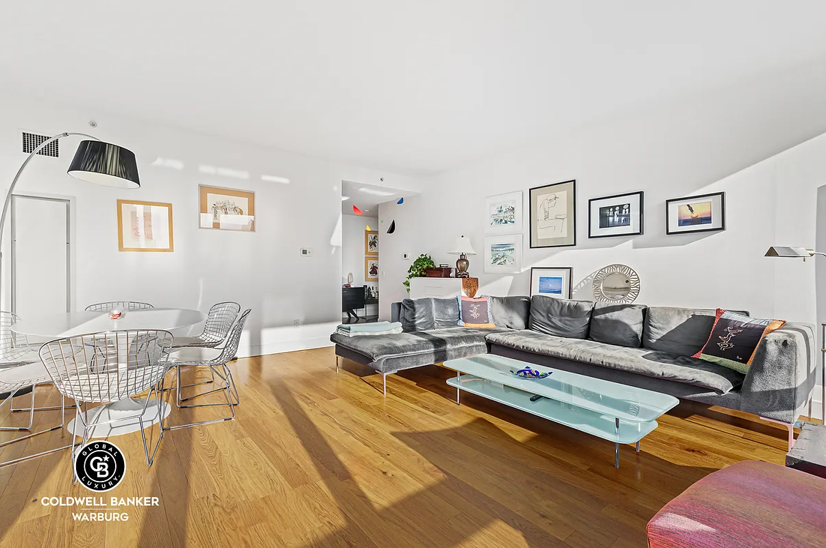 250 East 53rd Street #3004 in Turtle Bay, Manhattan | StreetEasy