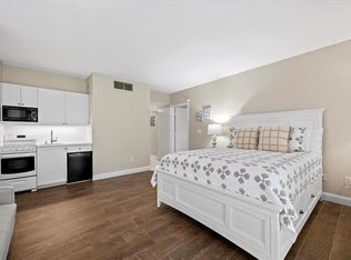 13334 Polo Club Rd APT 227, Wellington, FL 33414