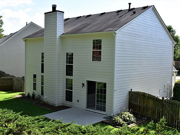3rd image of 716 Purslane Way #E3