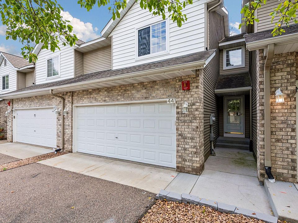 1st image of 441 Pleasant Ln