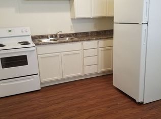 440 SE Winfield Ave APT 3, Topeka, KS 66607