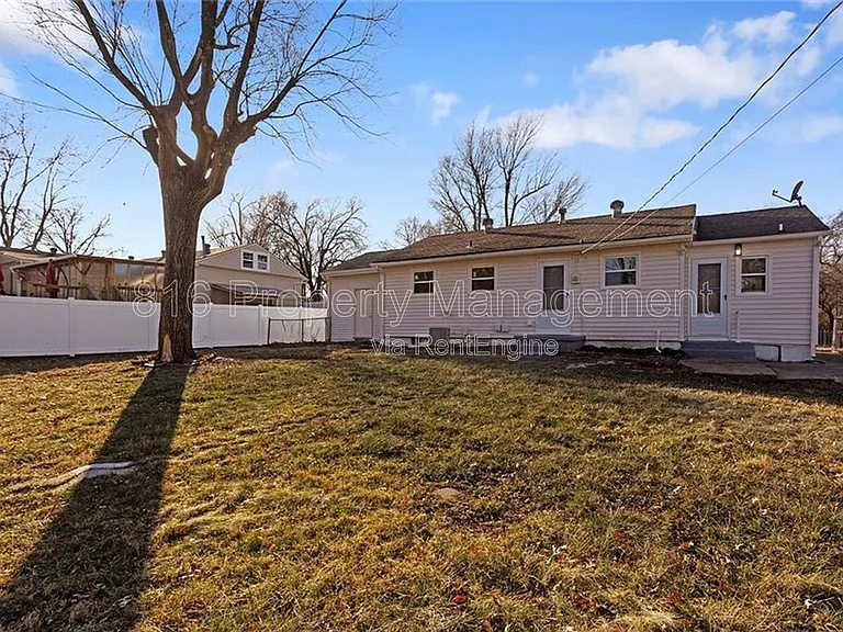 609 SE Florence Ave — Photo 22