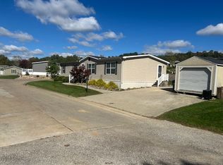 5714 Joleda Dr SW #323, Canton, OH 44706