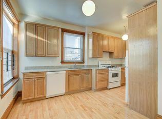 848 W Waveland Ave APT 3, Chicago, IL 60613