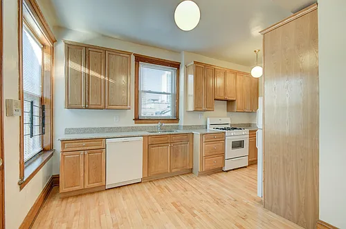 848 W Waveland Ave #3 Photo 1