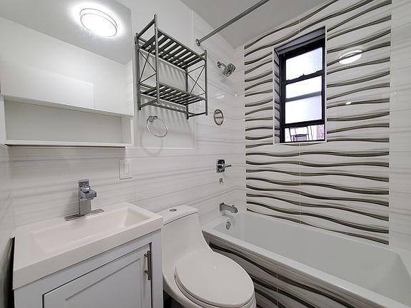 3rd image of 577 Bergen Ave #23E