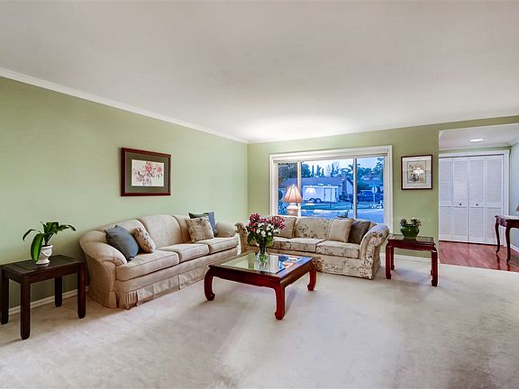 4th image of 6827 Murray Park Dr