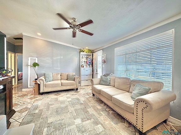 4th image of 1624 N Eleanor Cir