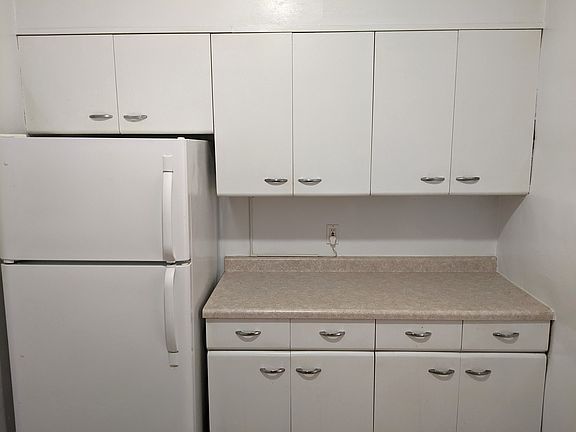 5th image of 1505.5 Oak Ave #2W