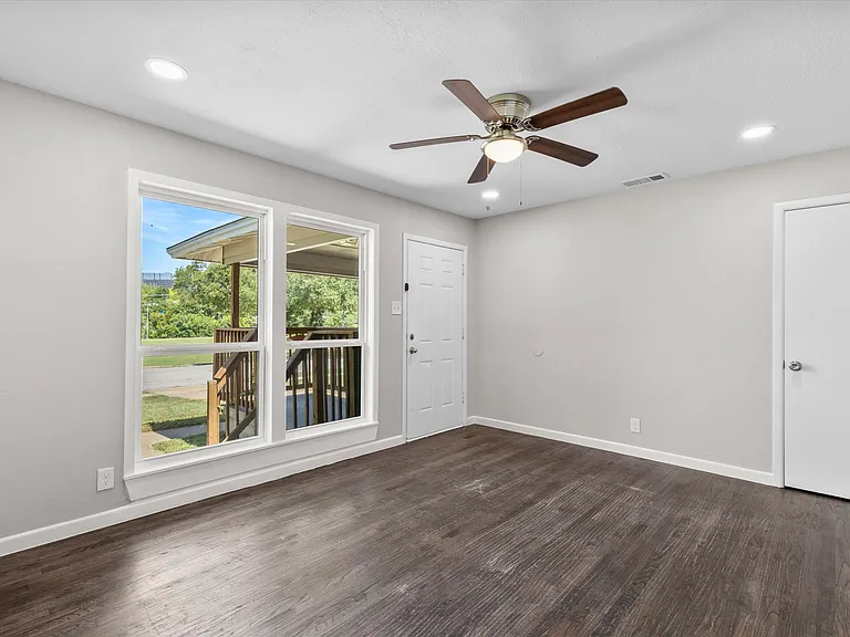 12030 Willowdell Dr — Photo 8