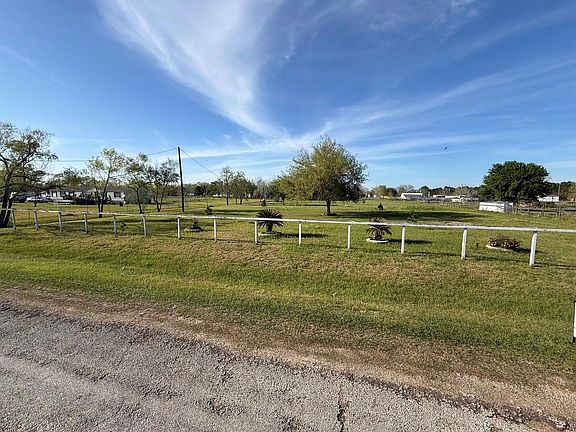 2nd image of 64 County Road 48614