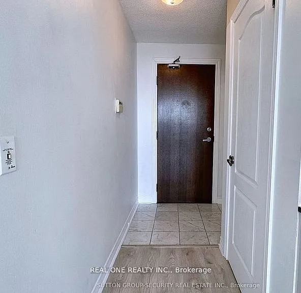 15 N Park Rd #801 — Photo 13