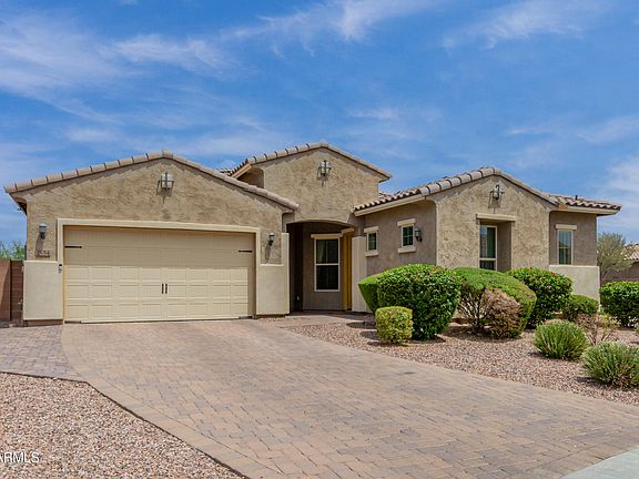 2nd image of 2554 E STACEY Court