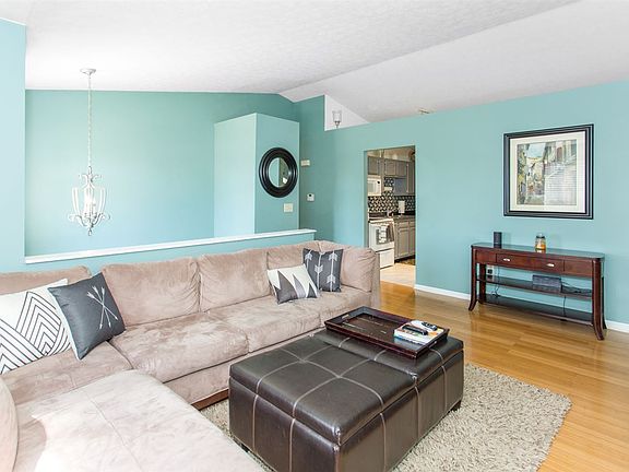 3rd image of 3646 Mitten Dr