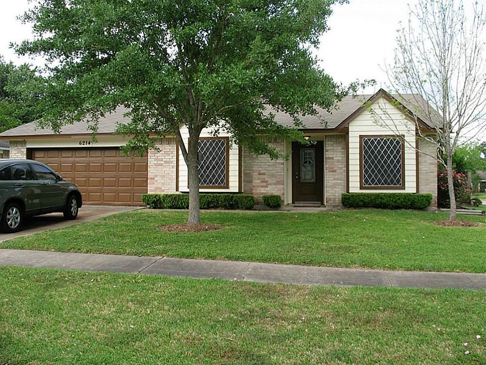 1st image of 6214 Vinewood Ln