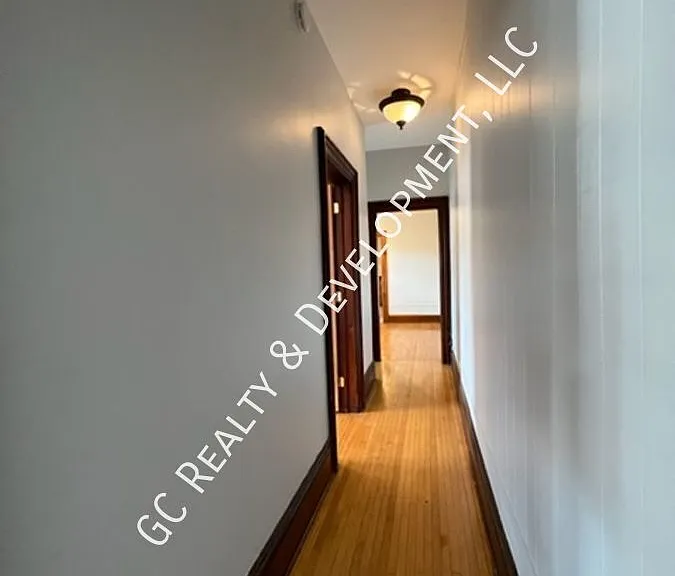 532 South St #3 — Photo 6