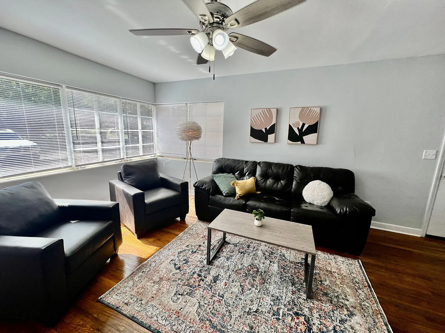 4 Br 3 Bath On Westridge! — Photo 2