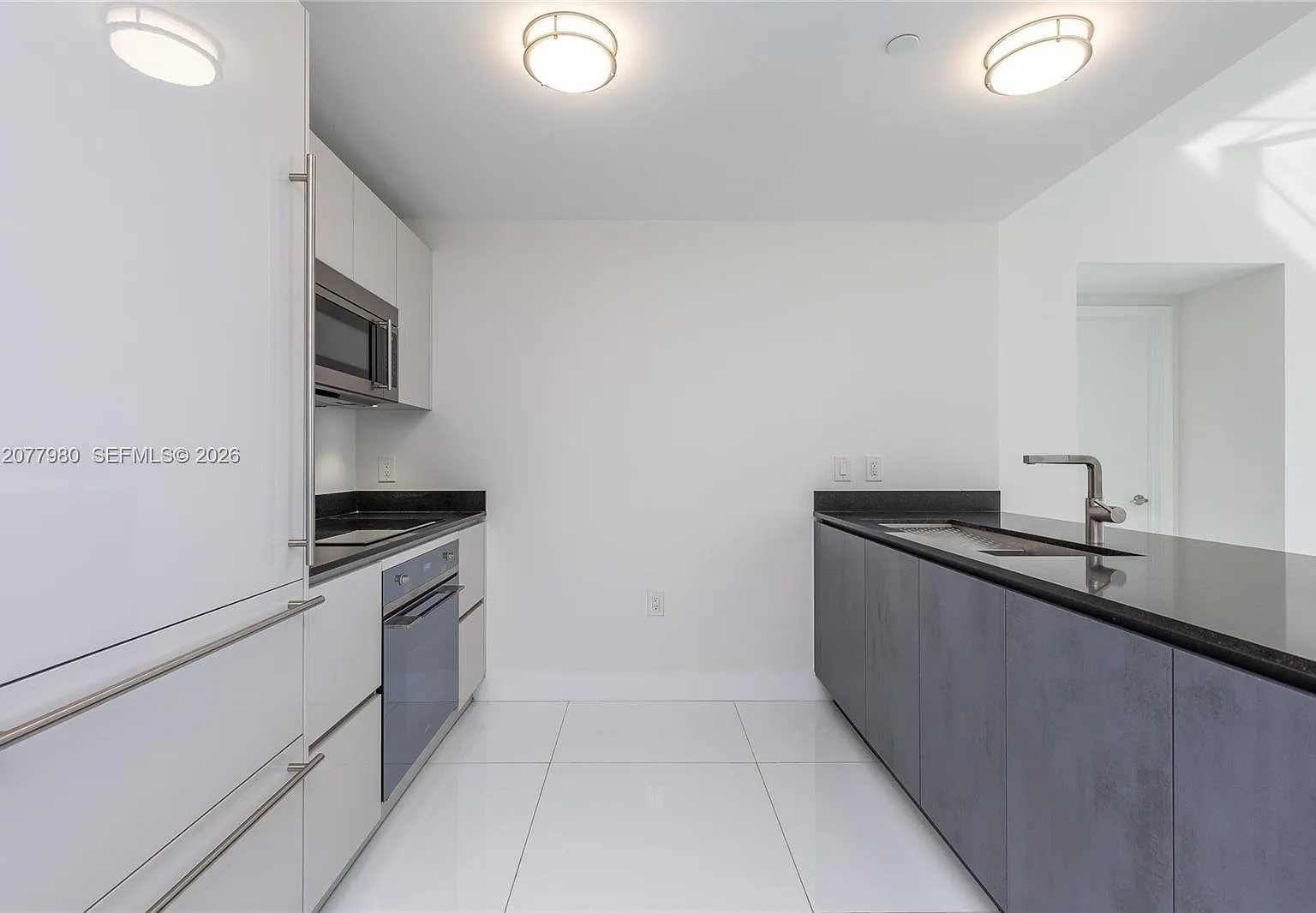 1010 Brickell Condo — Photo 2