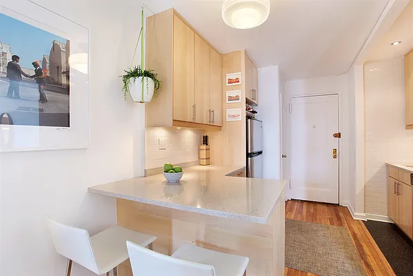 Sold by Corcoran | media 23